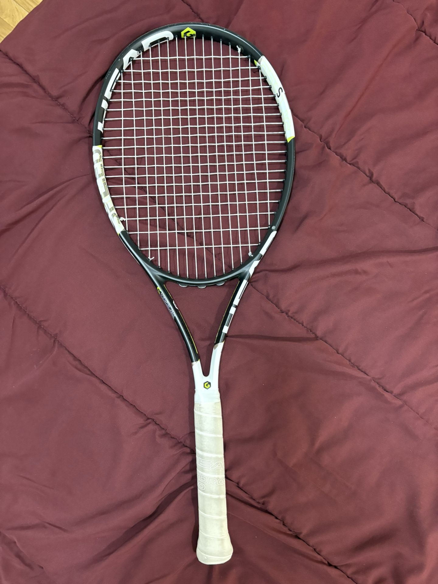 Tennis racket
