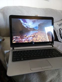 SEMI NEW HP LAPTOP WINDOWS 10 150 GB SSD.  8 GB RAM WORKING PERFECTLY 