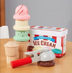 Melissa & Doug Scoop and Stack Ice Cream Playset