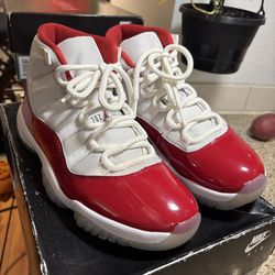 Retro 11 Cherry Sz 8