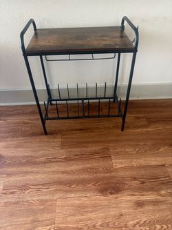 Record player stand  and vinyl holder
