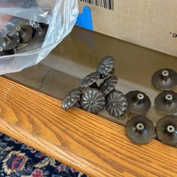 Cabinet Knobs 