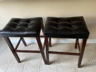 Bar Chair Set