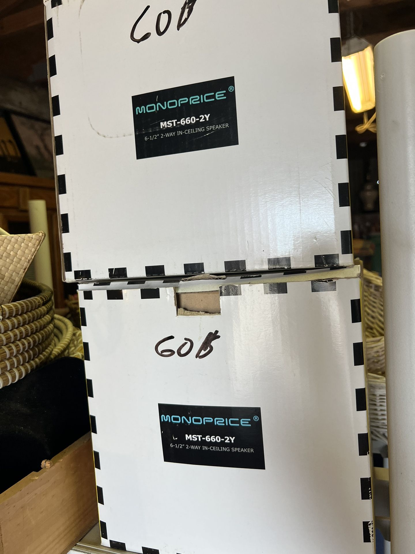 SPEAKERS BRAND NEW 