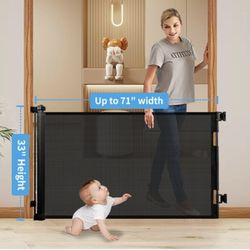 New Retractable Baby Gate,33" Tall,Extends up to 71" Wide, Indoor/Outdoor. Black