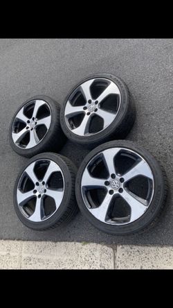 4 — 225/40zr18 5x112 5x4.41 Stock VW GTI Golf Passat Jetta Gli Tiguan Touareg Audi A3 A4 A5 A6 A7 Good 80% Treads Tires