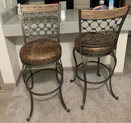 Iron Rustic Swivel Barstools