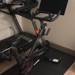 Peloton Refurbished Bike