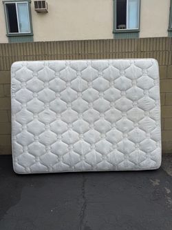 Queen size mattress