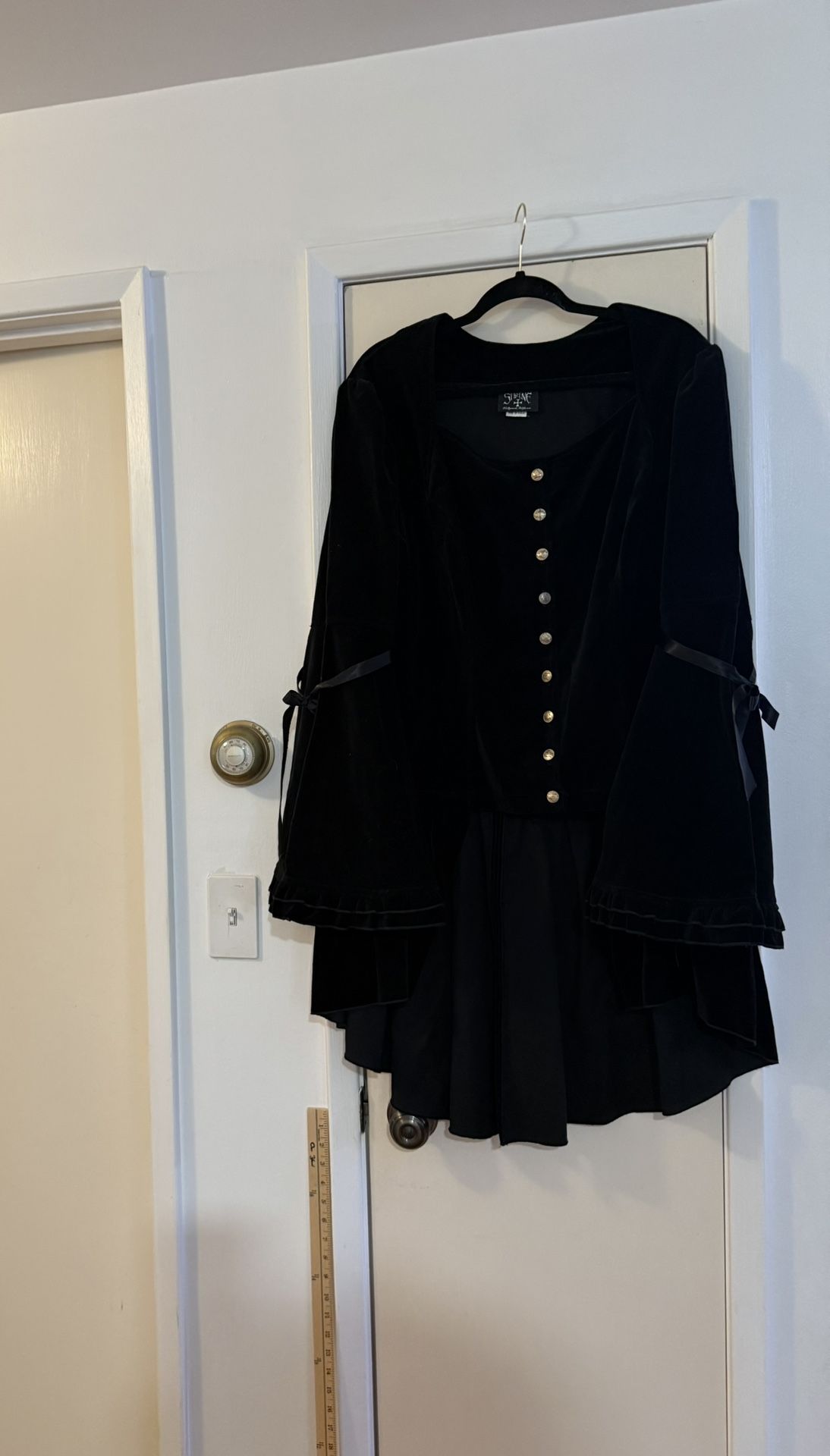 Velvet Jacket With Bell Sleeves - Costume