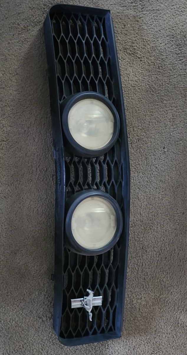 05-09 Mustang Front Grill OEM
