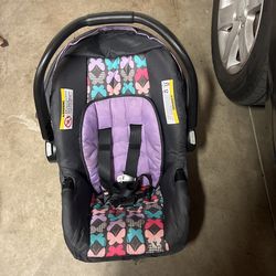 Baby trend car seat