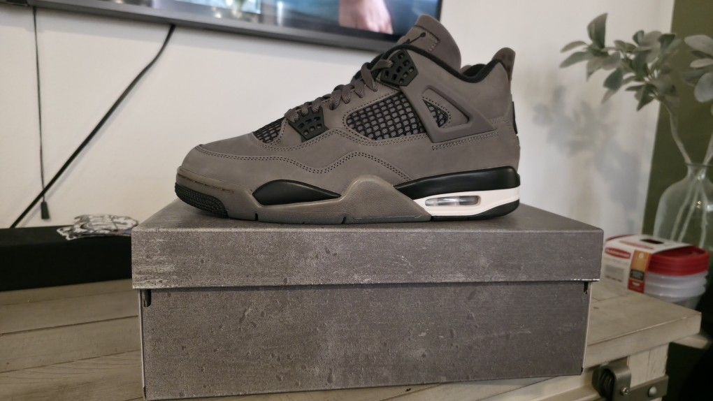 Jordan 4