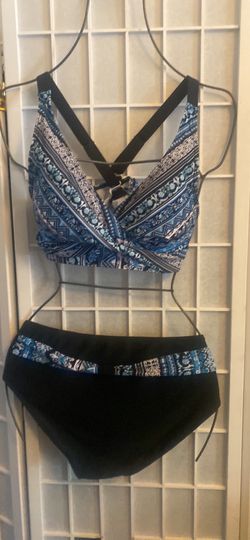Two piece swimsuit size M