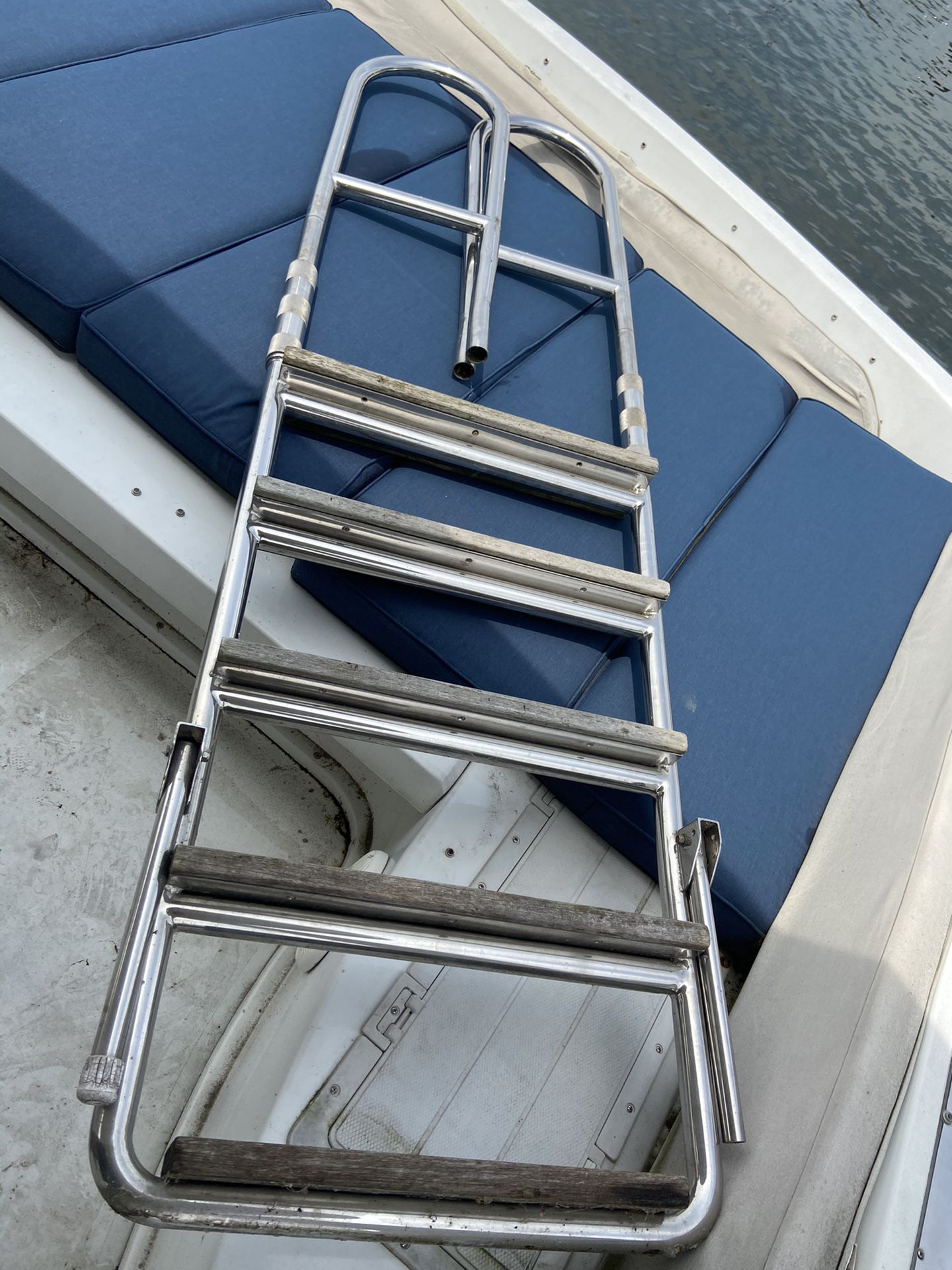 Stainless Steal Ladder