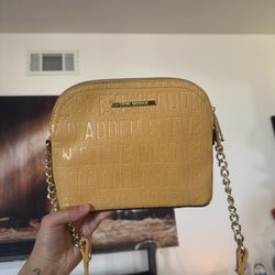 Steve Madden Yellow Cross Body Purse / Bag Women