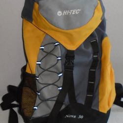 Daypack For Hiking