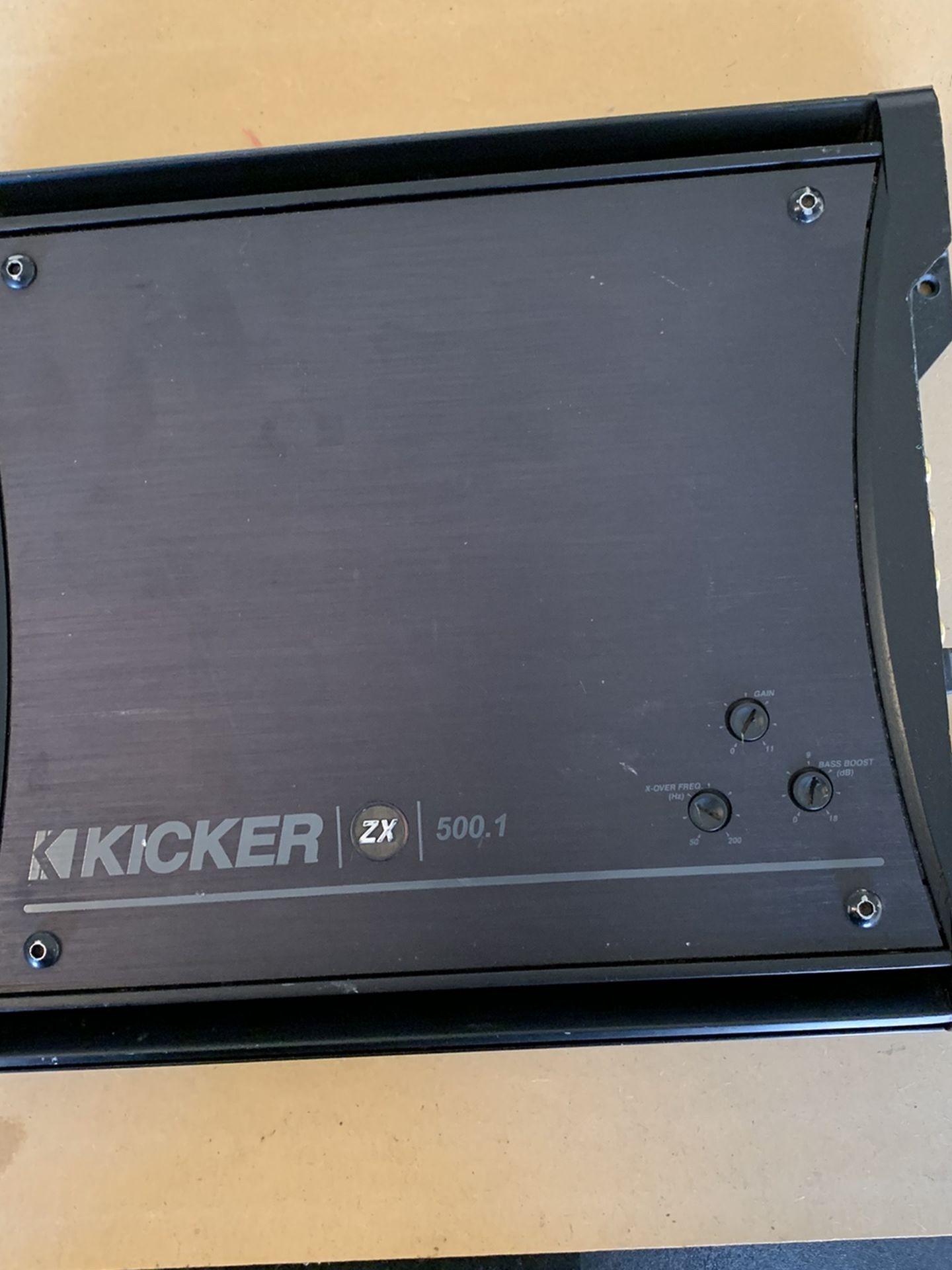 KICKER ZX 500.1 Amp