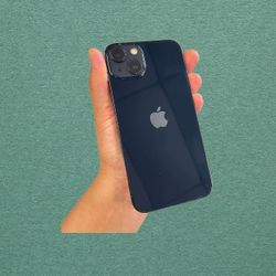 iphone 13 5G 128 GB   Unlocked-$ 659.