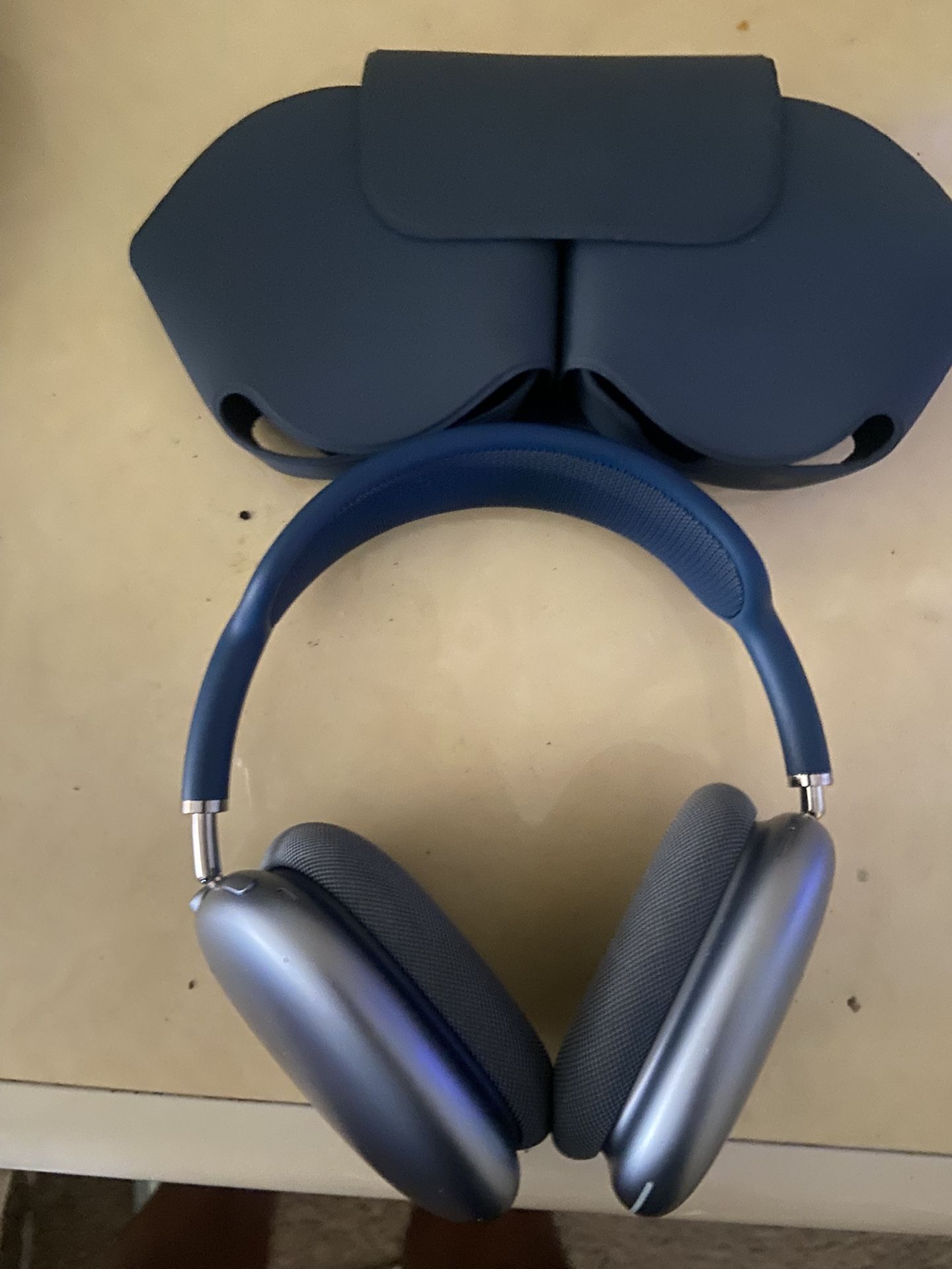 AirPod Pro Max
