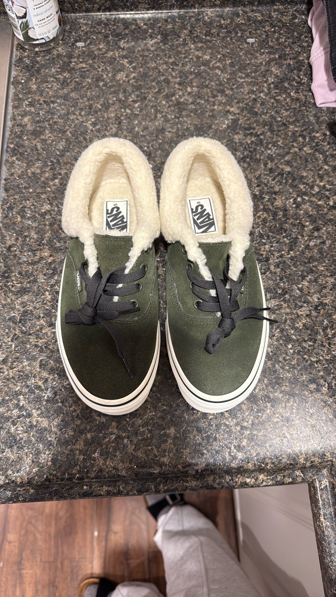 Vans Sherpa Authentic Grape Leaf