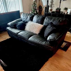 Black Sofa comfortable to sit on NEED GONE ASAP!!! Couch  in Boca Raton f!!
