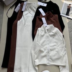 Alo Sweater And Joggers 