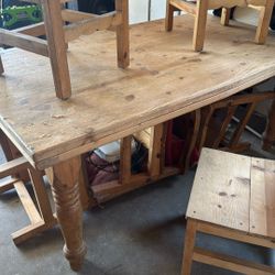 Solid Oak Table-6 chairs 