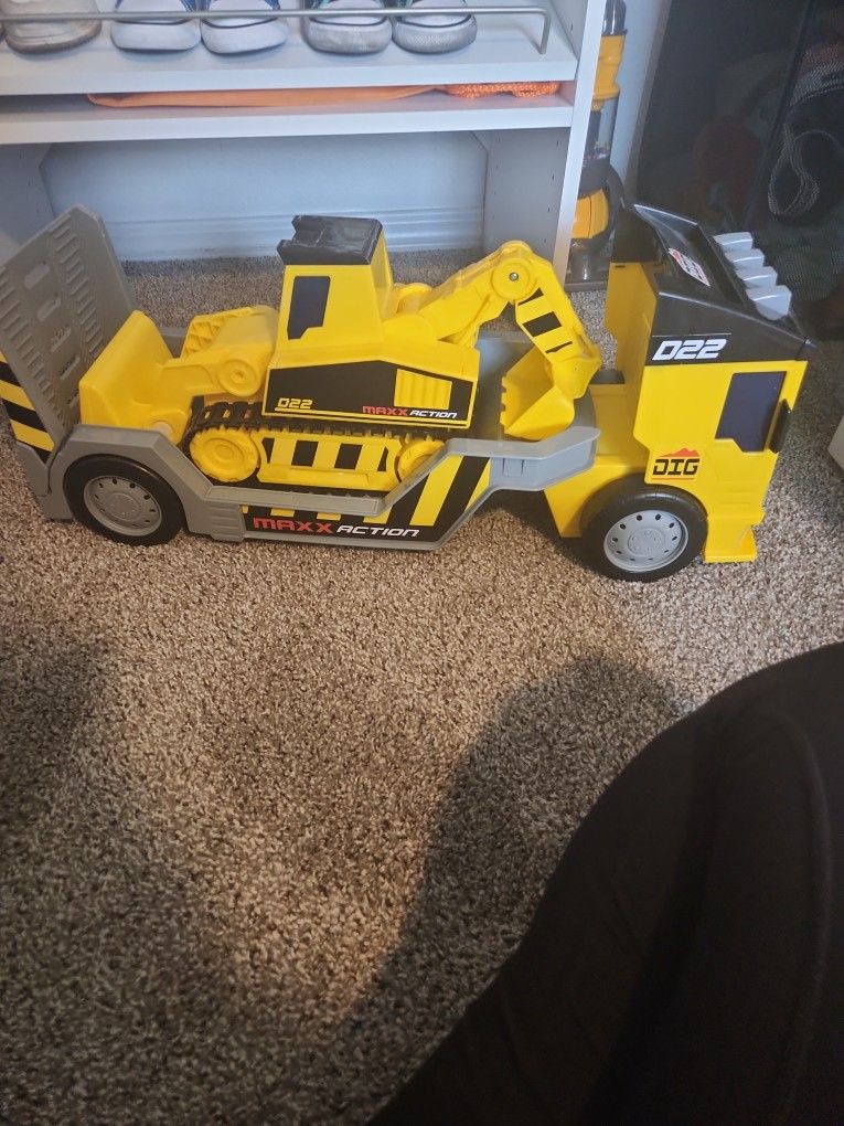 Maxx Action Bulldozer And Hauler