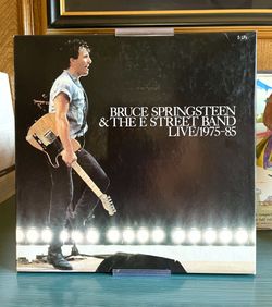 Bruce Springsteen LIMITED EDITION  PRISTINE CONDITION BRUCE SPRINGSTEEN & THE E STREET BAND LIVE/1975-85 -  5 VINYL LP BOXED SET