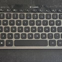 Logitech Bluetooth Illuminated Keyboard 