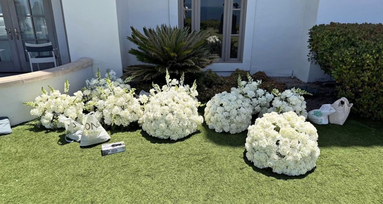 Wedding Arrangements 