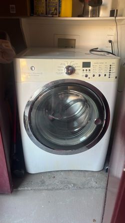 Electrolux Front Load Washing Machine