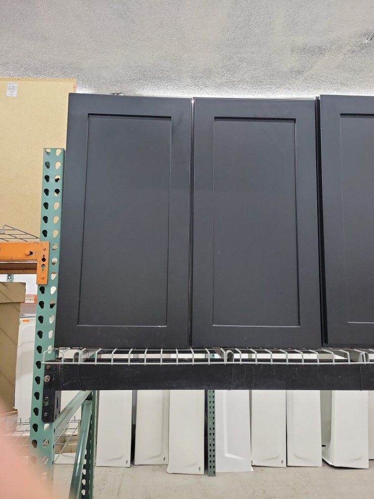 Kitchen Cabinets 