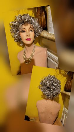 Curly Wig