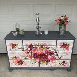 Beautiful Large Oak Dresser Grey Floral 