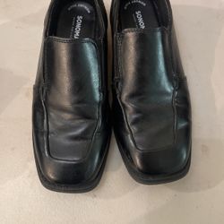 Boys dress shoes