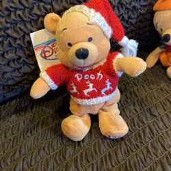 Winter Sweater Pooh 1999 Christmas retired NEW bean bag beanie collectible