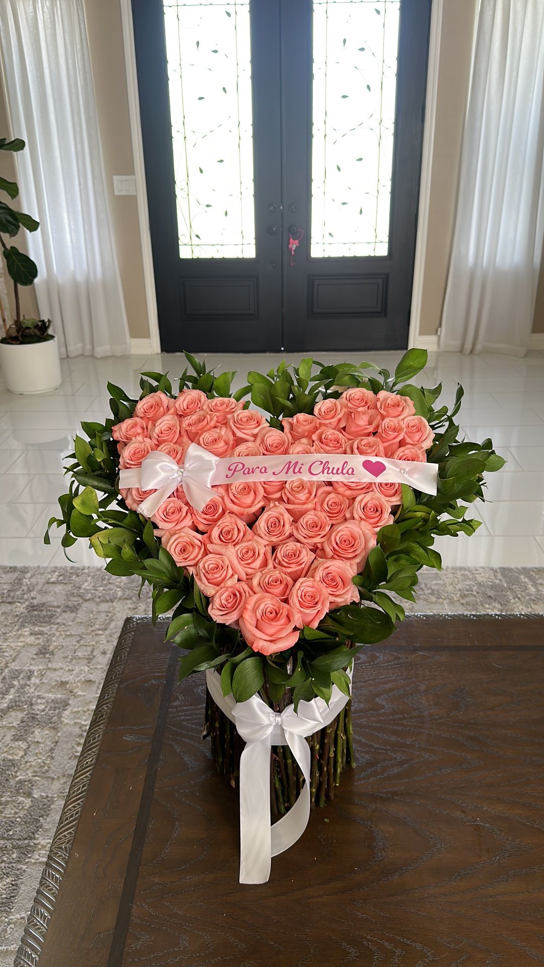 Heart Stand/ Ramo Buchon 