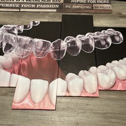 New! Mouth Canvas Print Set 
