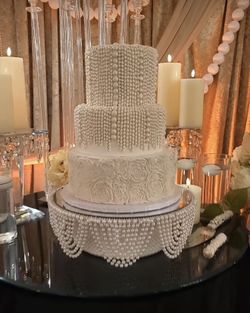 Pearl Wedding Cake Stand