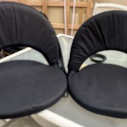 2 STADIUM Wide folding Cushioned Chairs