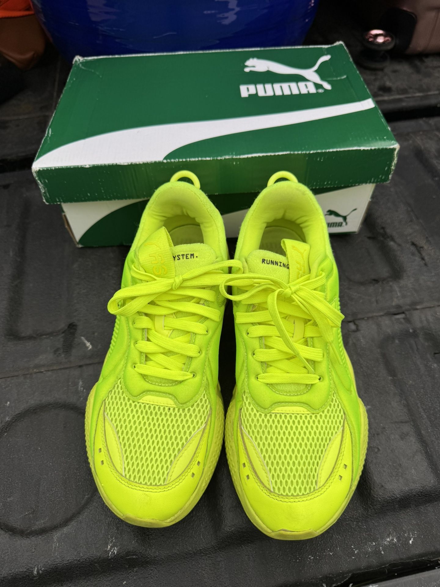 PUMA Women's Sneakers Yellow Size 10Preowned Athletic Shoes