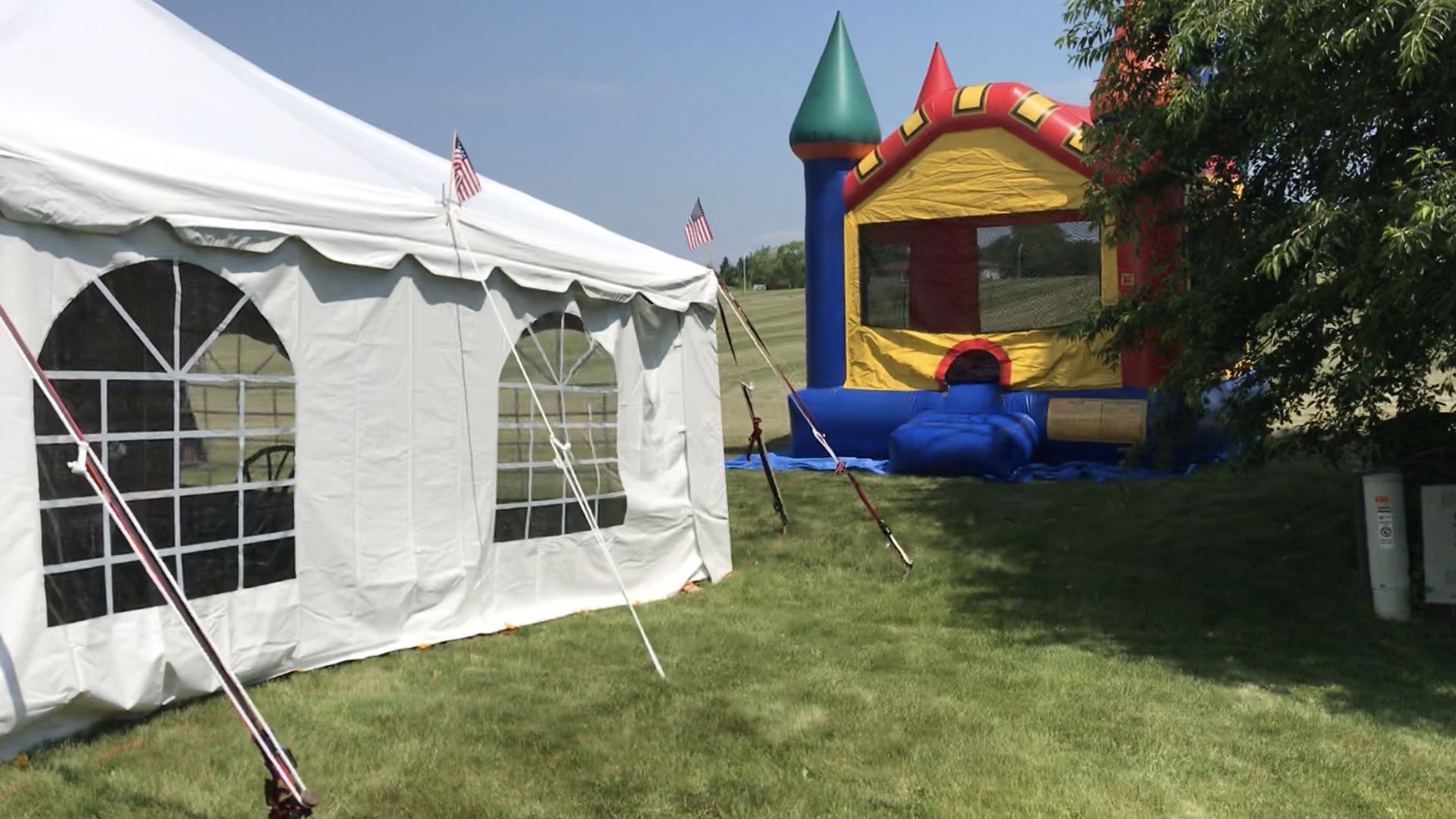 BOUNCIE HOUSE