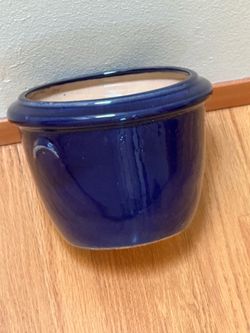 Ceramic planter pot