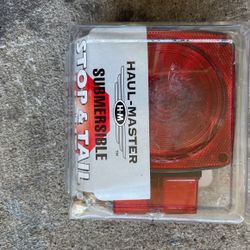 Haul Master Right Side Submersible Stop & Tail Light NEW (contact info removed)62471