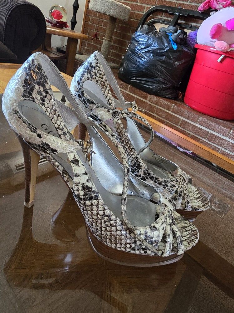 Sz 10 Guess High Heals