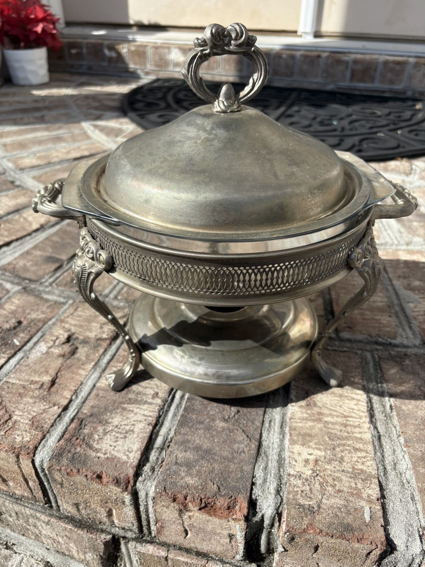 Vintage Silver Plated Chafing Food Warmer With Lid
