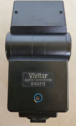 Vivitar Auto Thyristor 550FD Camera Flash