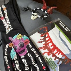 Exciting Halloween Collection - Lot Of 5!  